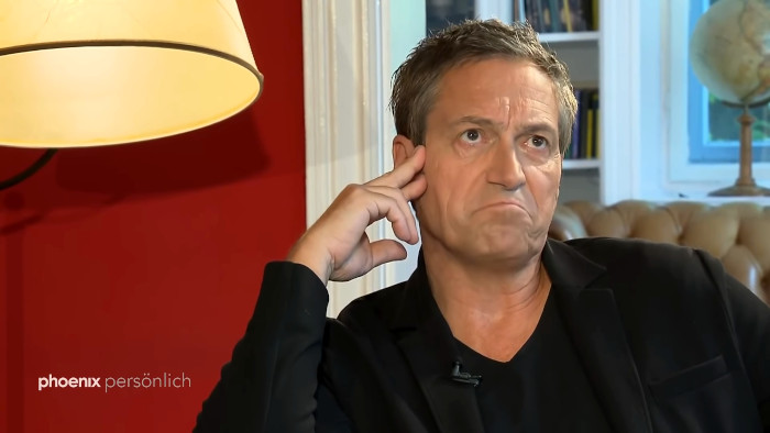 Dieter Nuhr in der Sendung "phoenix persönlich"