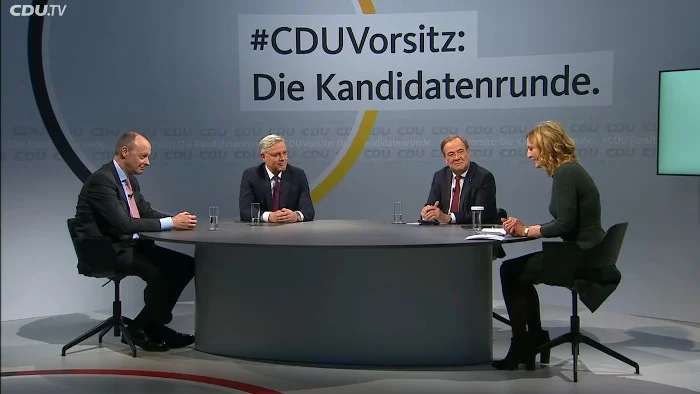Die Kandidaten um den Parteivorsitz der CDU, Merz, Röttgen und Laschet, in einer Diskussionsrunde