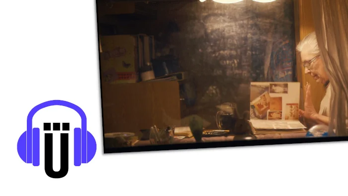 Ein Screenshot aus dem Film "Lovemobil" neben dem Podcast-Logo von Übermedien