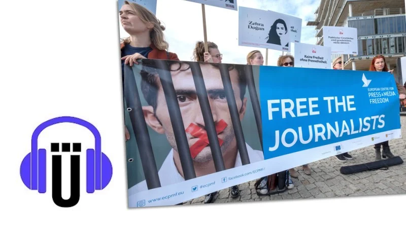 "Free the journalists"