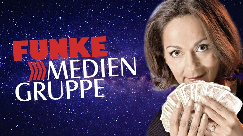 "Star-Hellseherin Soraya" hält ihre "magischen Karten" in der Hand, neben ihr schwebt das Logo der Funke-Mediengruppe