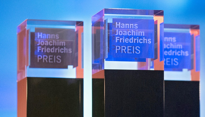 Die Trophäen des Hanns-Joachim-Friedrichs-Preises