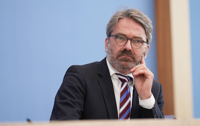 DLR-Chefkorrespondent Stephan Detjen in der Bundespressekonferenz