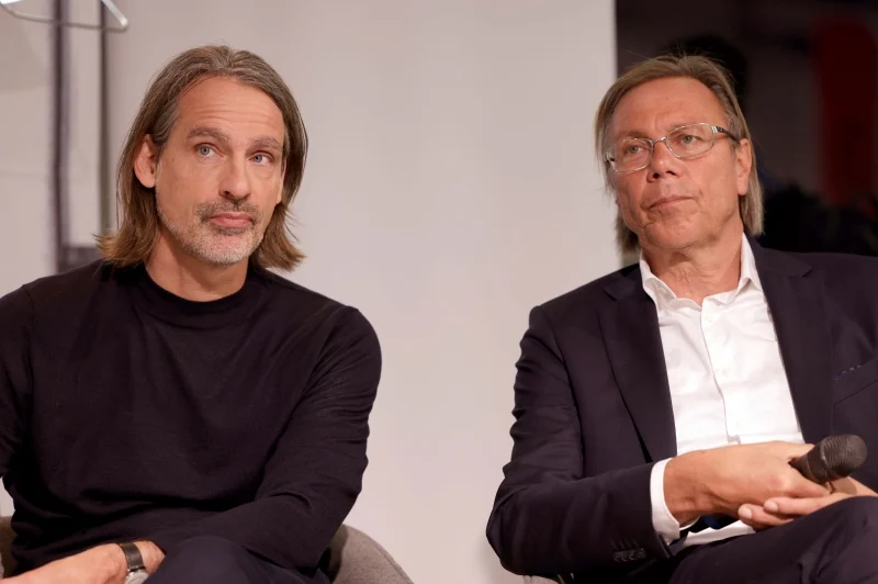 Richard David Precht und Harald Welzer beim Büchertalk Die 30-Minuten-WG von Stern und Penguin Random House auf der 74. Frankfurter Buchmesse 2022 in der Messe Frankfurt. Frankfurt am Main, 20.10.2022