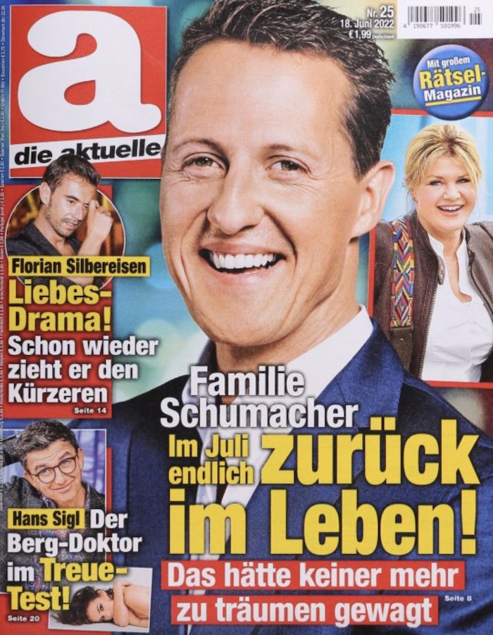 Cover des Magazins "Die Aktuelle" von 2022 mit Michael Schumacher, Überschrift: "Familie Schumacher: Im Juli endlich zurück im Leben!"