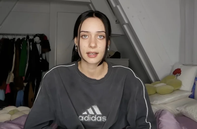 Youtuberin Kayla Shyx in ihrem Video zu Rammstein