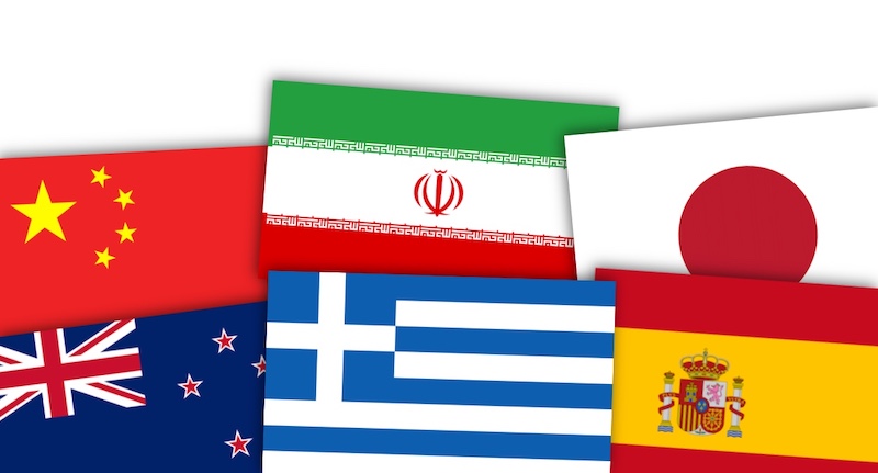 Die Flaggen der Länder China, Iran, Japan, Neuseeland, Griechenland und Spanien (v.o.l.)