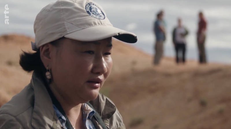 Die mongolische Paläontolgin Bolor Minjin will Dino-Fossilien in ihr Land zurückholen.