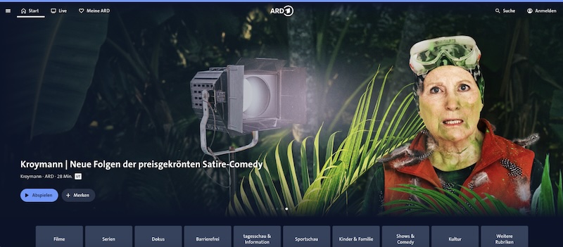 Screenshot der ARD-Mediathek, ganz groß oben beworben die neuen Folgen der Satire-Comedy „Kroymann“.