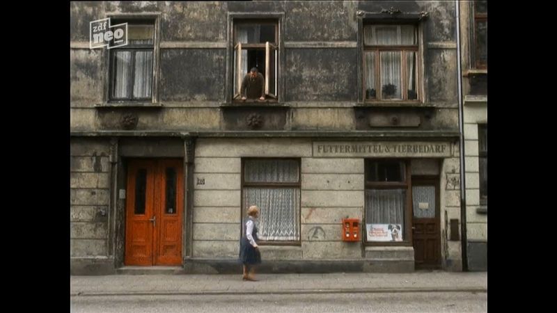 Triste Fassade in der Folge "Der Dieb"