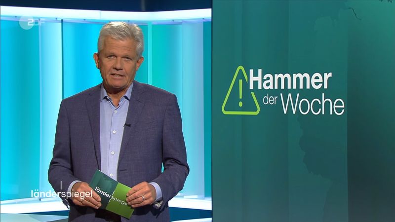 ZDF-Moderator Ralph Schumacher moderiert den "Hammer der Woche" im "Länderspiegel" an