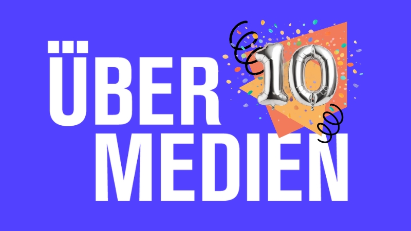 Logo mit Übermedien-Schriftzug und einer 10 aus silbernen Ballons zum 10. Übermedien-Geburtstag.