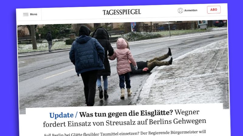Screenshot eines „Tagesspiegel“-Artikels mit einem Foto, auf dem eine Person offenbar auf einer glatten Straße gestürzt ist.