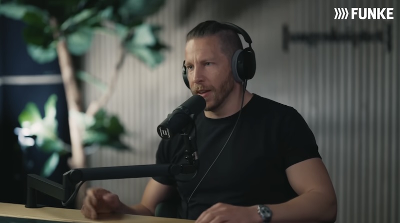 Der Podcaster Ben Berndt zu Gast im Funke-Podcast „Amann unframed“.