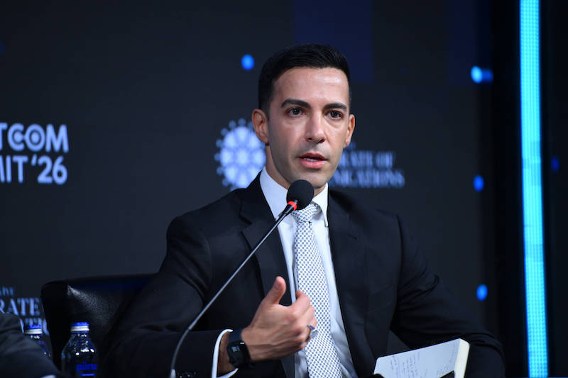 Der Wissenschaftler Ali Vaez beim Stratcom Summit 2026 in der Türkei