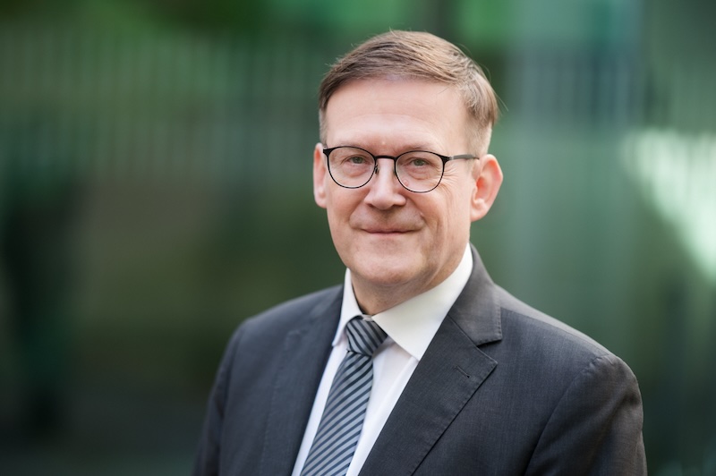 Der Opferbeauftragte des Bundes, Roland Weber.