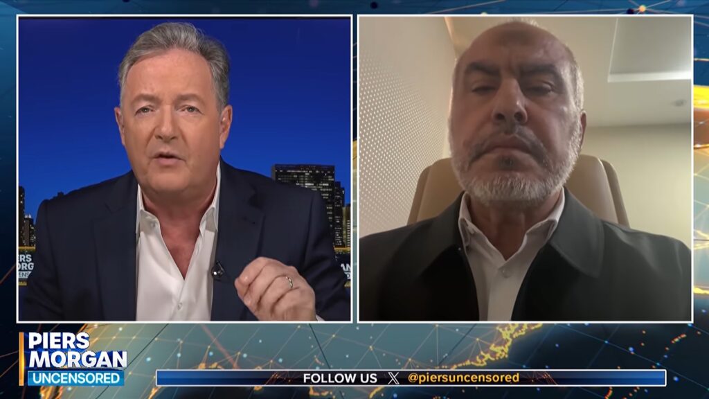 Interview mit geteiltem Bildschirm: Links Moderator Piers Morgan, rechts Hamas-Sprecher Ghazi Hamad