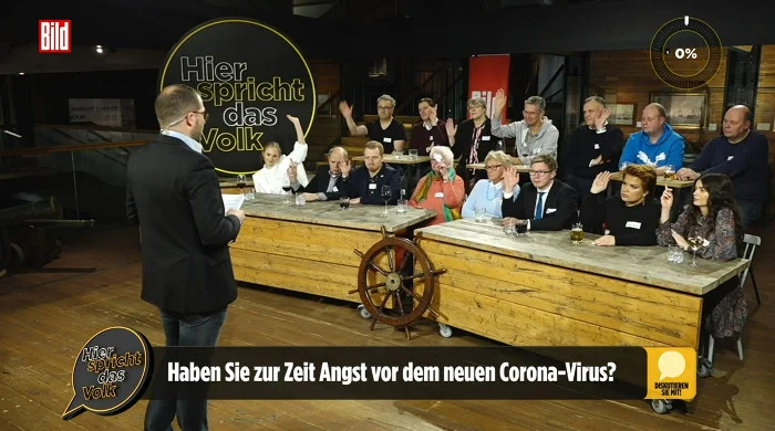 Bild-Chef Julian Reichelt diskutiert mit Publikum