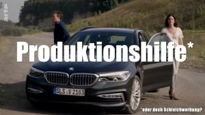 Zwei Ermittler steigen aus einem BMW aus.